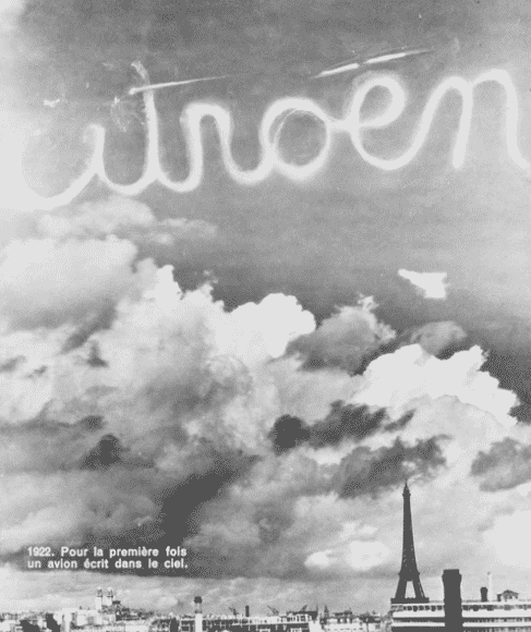 Citroen på himlen Citroen navnet skrevet på himlen af et fly i 1922, Frankrig